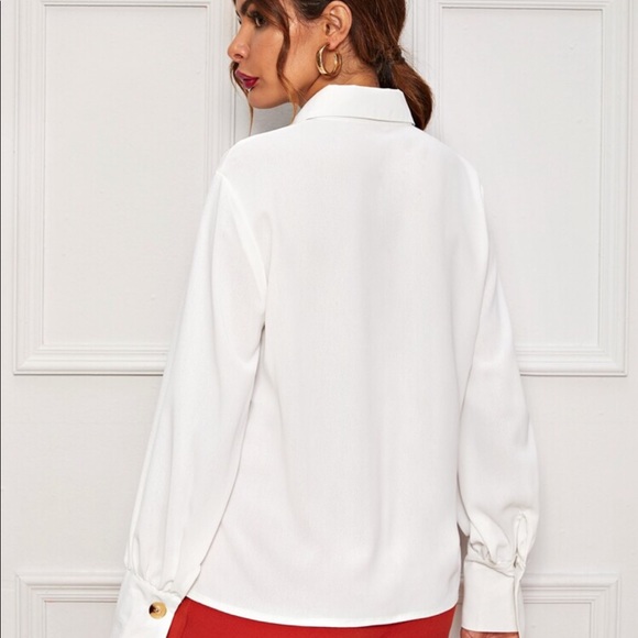 Button down white with brown buttons - Picture 2 of 2